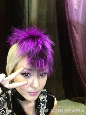 131122 MAMA Twitter Update - Dara