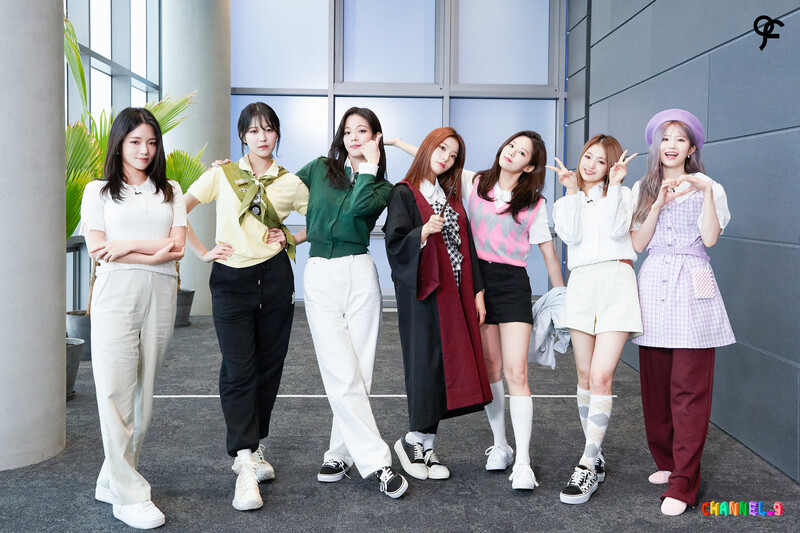 221116 fromis_9 Weverse - <CHANNEL_9> EP46-48 Behind Photo Sketch documents 1