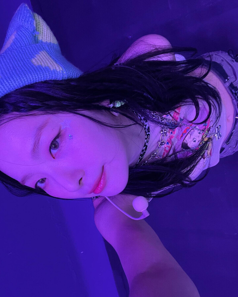 221212 Red Velvet Seulgi Instagram Update documents 4