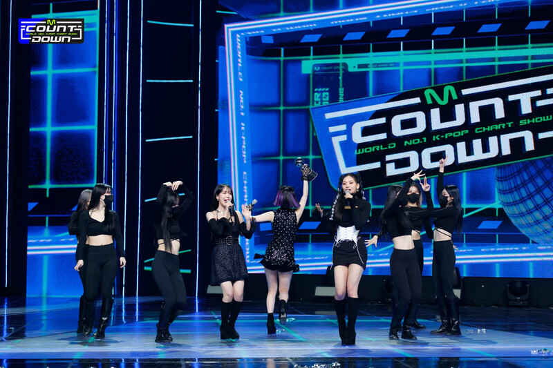 220217 VIVIZ - 'BOP BOP!' + Encore Stage at M Countdown documents 26