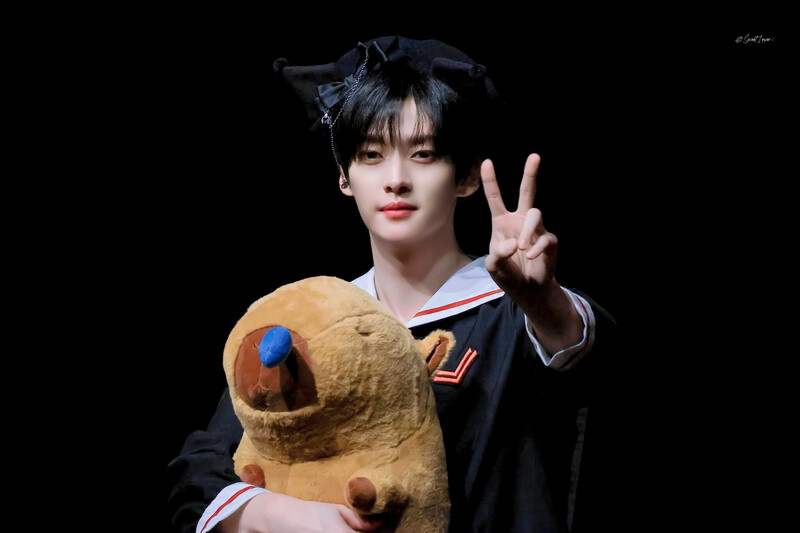 240728 StrayKids Lee Know - JYPSHOP Fansign Event documents 3