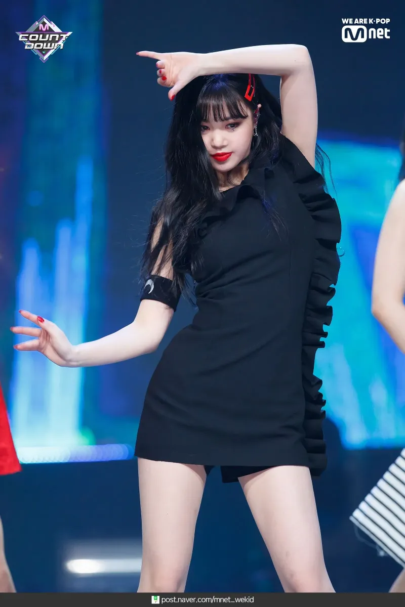 (G)I-DLE__(21).jpg