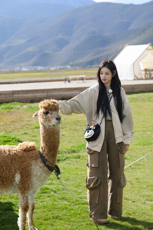 241228 - (G)I-DLE SNS Updates with YUQI - Keep Running