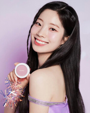 TWICE Dahyun for A'pieu 2024 - Pastel Blusher