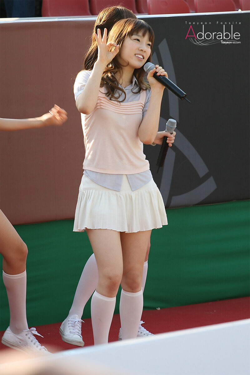 080515 Girls' Generation Taeyeon at Women's Beach Volleyball World Tour documents 2