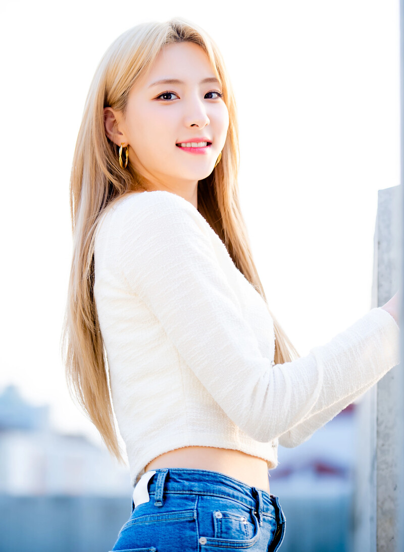 210406 Osen: Star Road Photoshoot - WJSN Eunseo documents 9