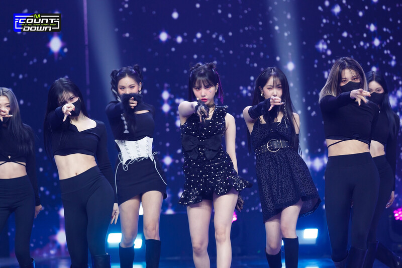 220217 VIVIZ - 'BOP BOP!' + Encore Stage at M Countdown documents 7