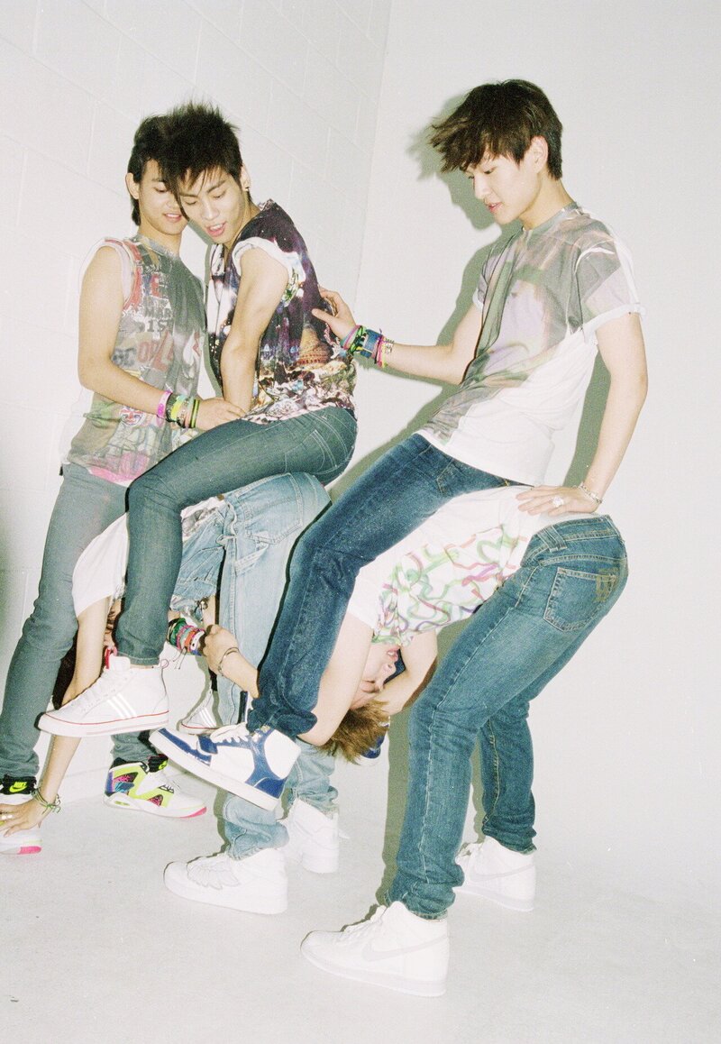 SHINee "ROMEO" Concept Teaser Images documents 23