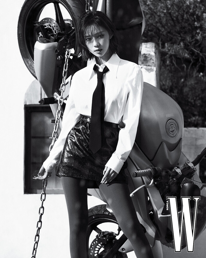 aespa x W KOREA Volume 6 (2023) documents 1