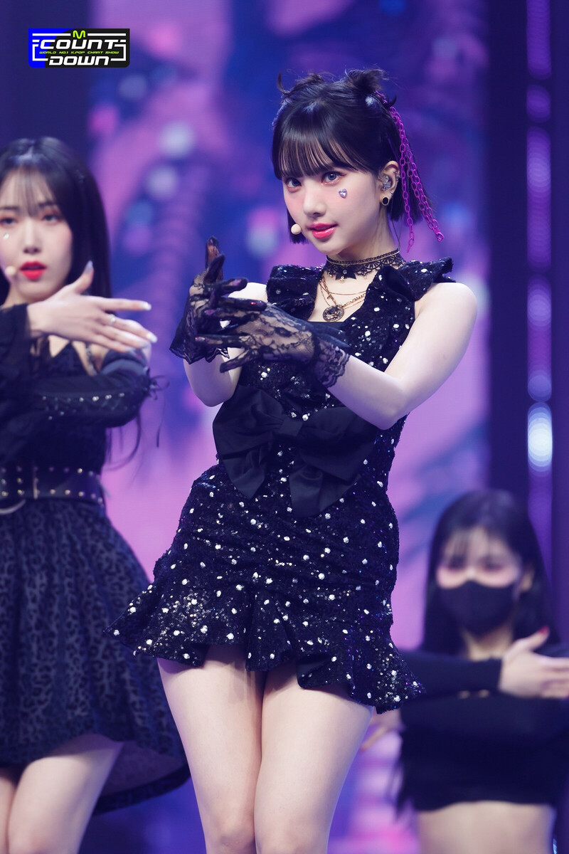 220217 VIVIZ - 'BOP BOP!' + Encore Stage at M Countdown documents 6