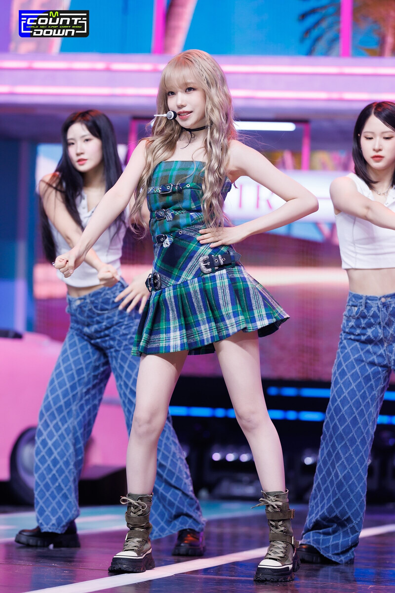 230810 JO YURI - 'TAXI' at M COUNTDOWN documents 3