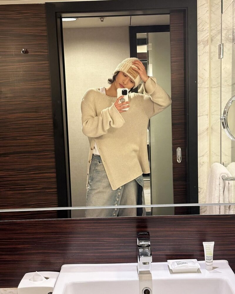 240331 ATEEZ Instagram Update - Seonghwa documents 7