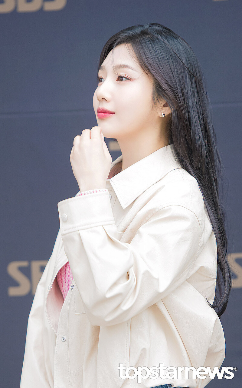 230315 Red Velvet Joy - Animal Farm Commute documents 19