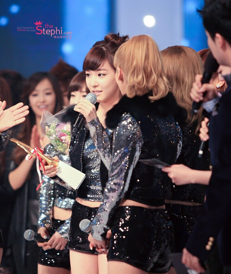 101230 Girls' Generation Tiffany at KBS Gayo Daechukje documents 10