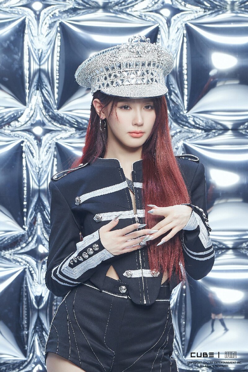 240203 CUBE Naver Post - (G)I-DLE Miyeon  2nd Full Album '2' Jacket Shoot Behind documents 9