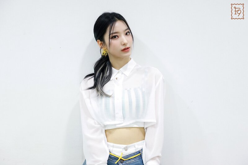 210623 fromis_9 Naver Post - fromis_9 'WE GO' Music Shows Behind documents 11