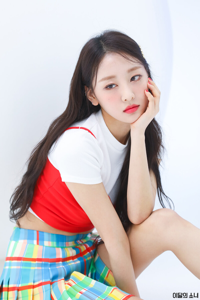 211125 Blockberry Naver Post - LOONA Japan Debut: HULA HOOP Album Behind documents 13