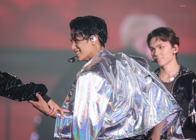 220626 SEVENTEEN Mingyu at “BE THE SUN” World Tour 2022 in Seoul Day2 documents 10