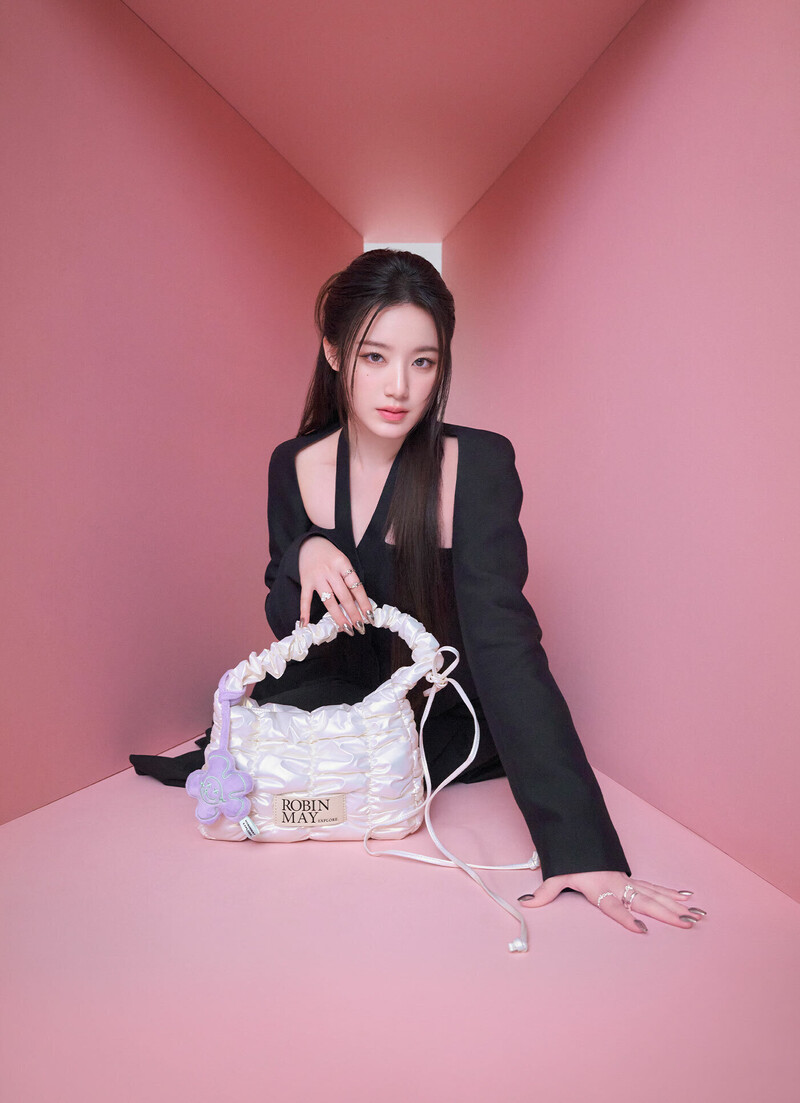 (G)I-DLE Shuhua for ROBINMAY - SS24 Collection 'So Me, So Real' documents 1