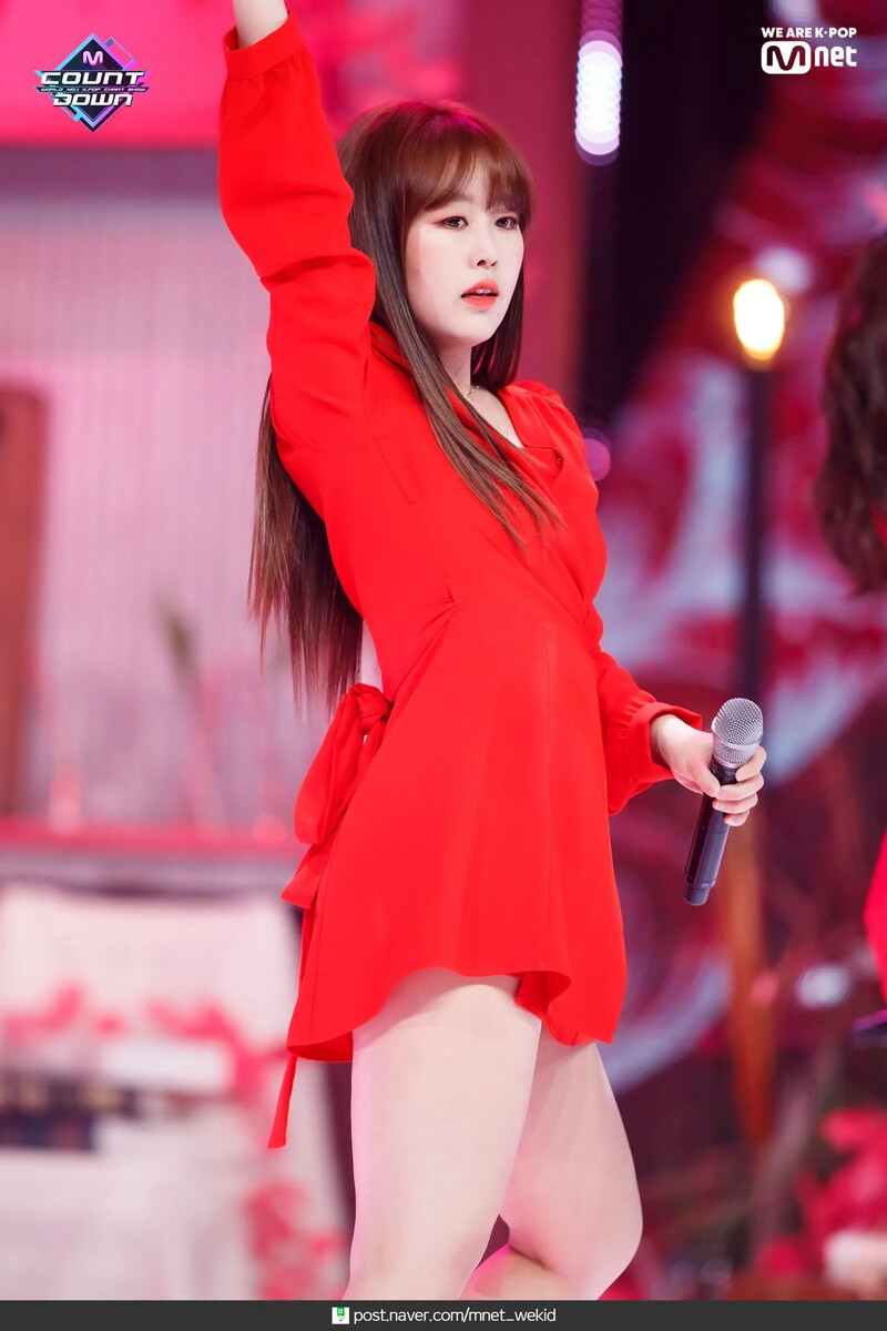 Lovelyz_(25).jpg