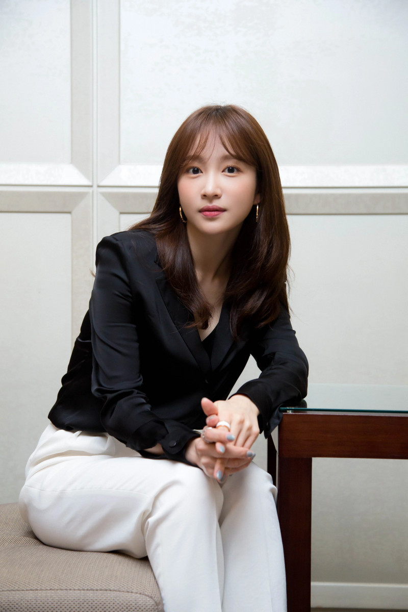 210407 Hani 'Young Adult Matters' Interview Photos documents 2