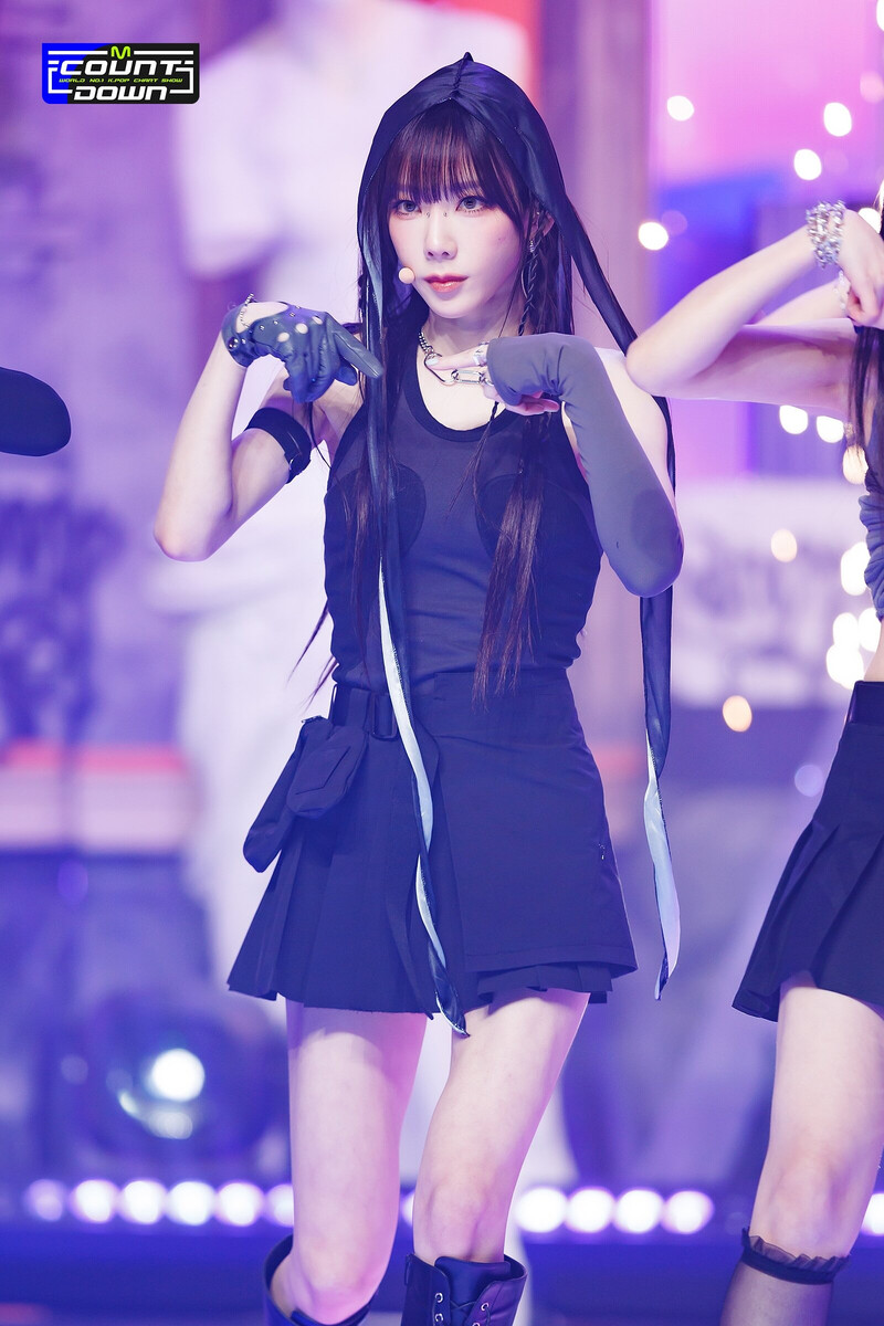 230119 GOT the beat Taeyeon 'Stamp On It' at M Countdown documents 17