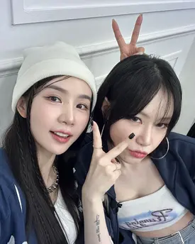 240929 Cao Lu Instagram Update with Yezi