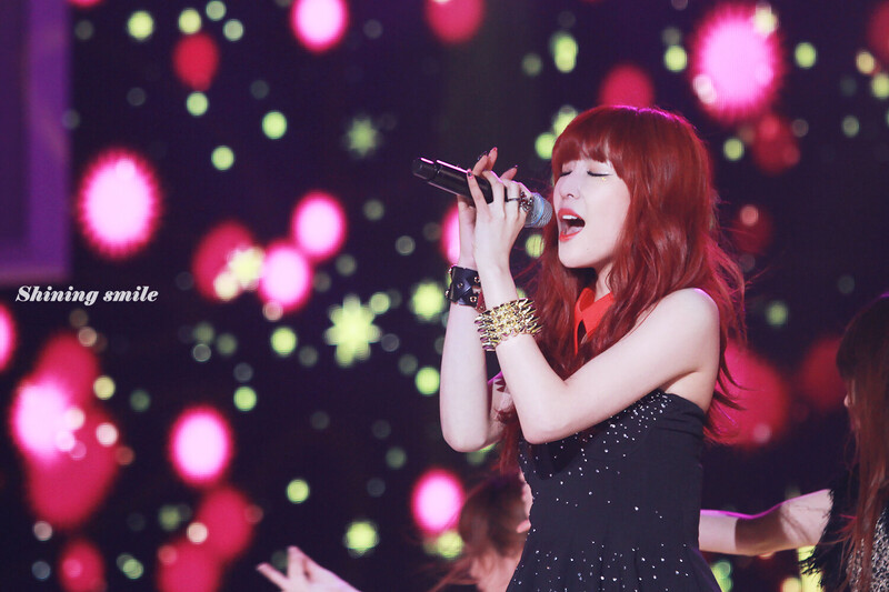 120510 Girls' Generation-TTS Tiffany at KBS Open Concert in Yeosu documents 1