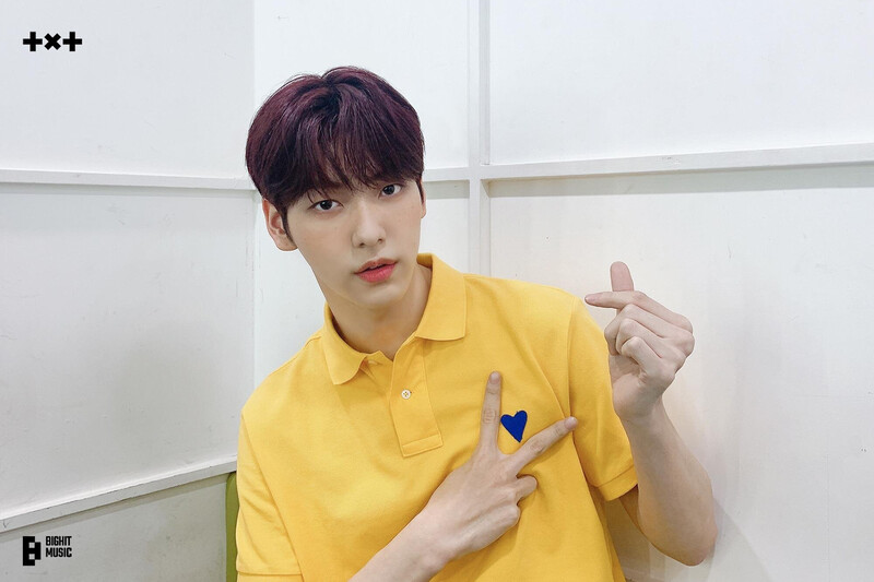 210812 TXT Weverse Update - Soobin Music Bank documents 3