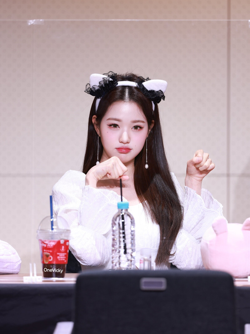 220116 IVE WONYOUNG - MakeStar Fansign Event | kpopping