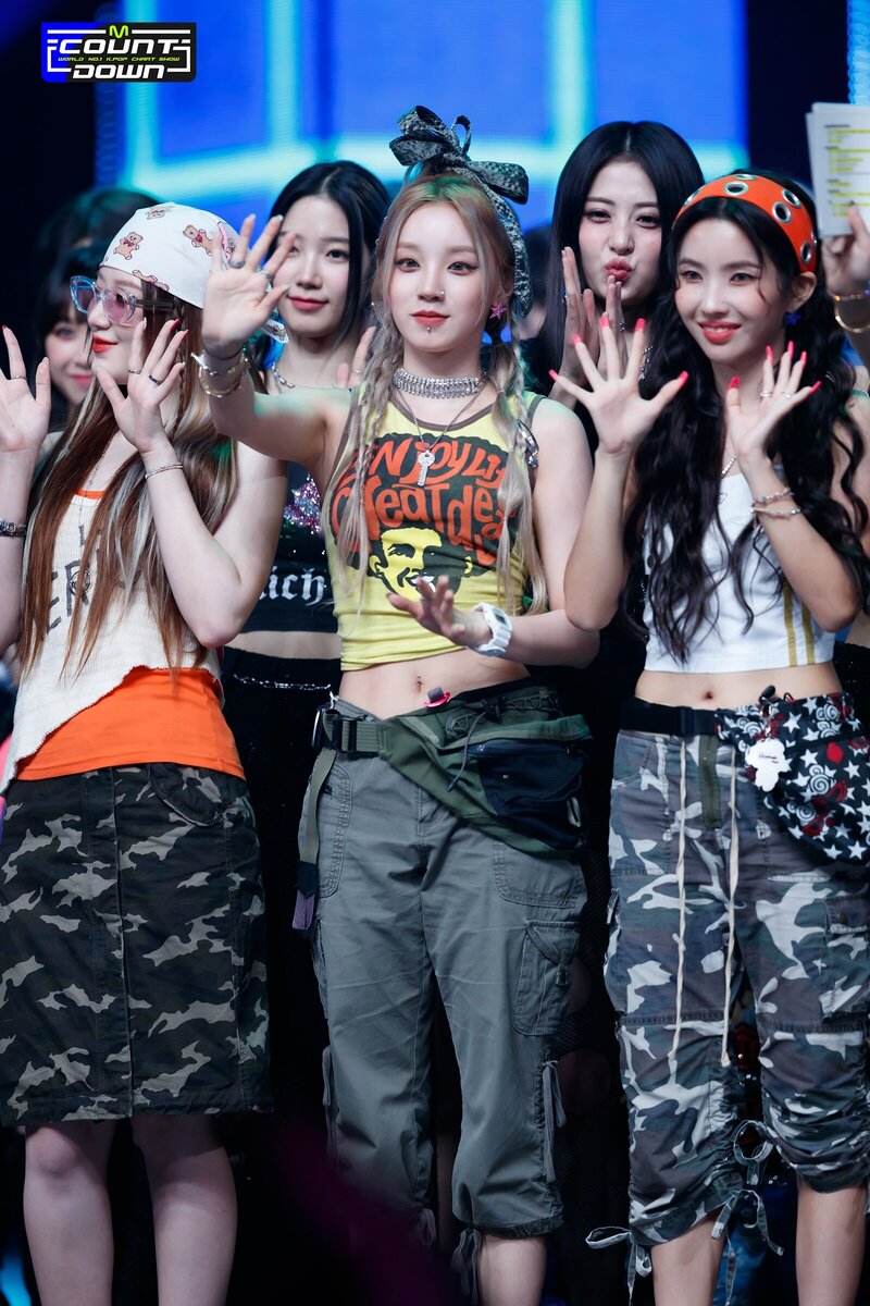 230525 (G)I-DLE - 'Queencard' at M COUNTDOWN documents 12