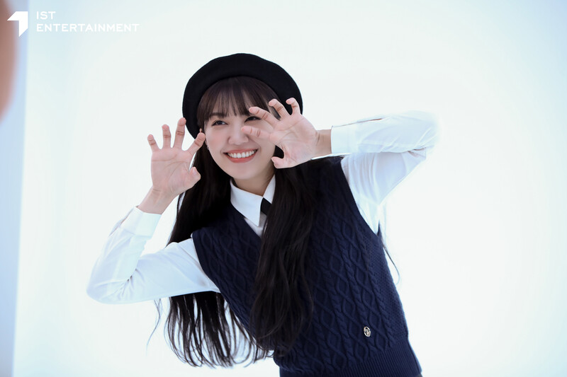 231011 IST Naver post - Apink EUNJI - 'Cloud Trail: Team Venture' game commercial shoot and MV behind documents 5