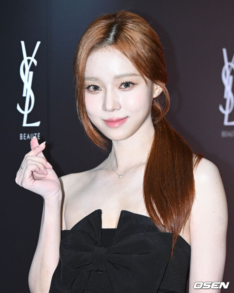 220822 aespa Winter - YSL Pop-up Store Event documents 10