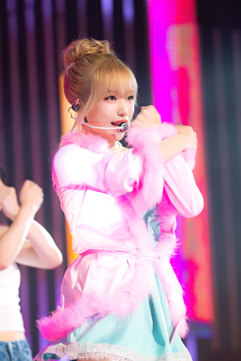 230813 JO YURI - 'TAXI' at Inkigayo documents 3