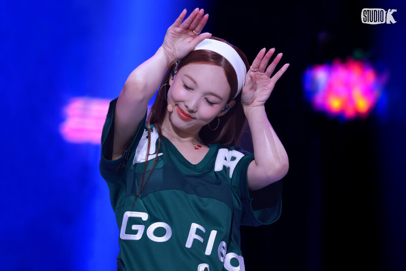 240621 TWICE Nayeon - 'ABCD' at Music Bank documents 10