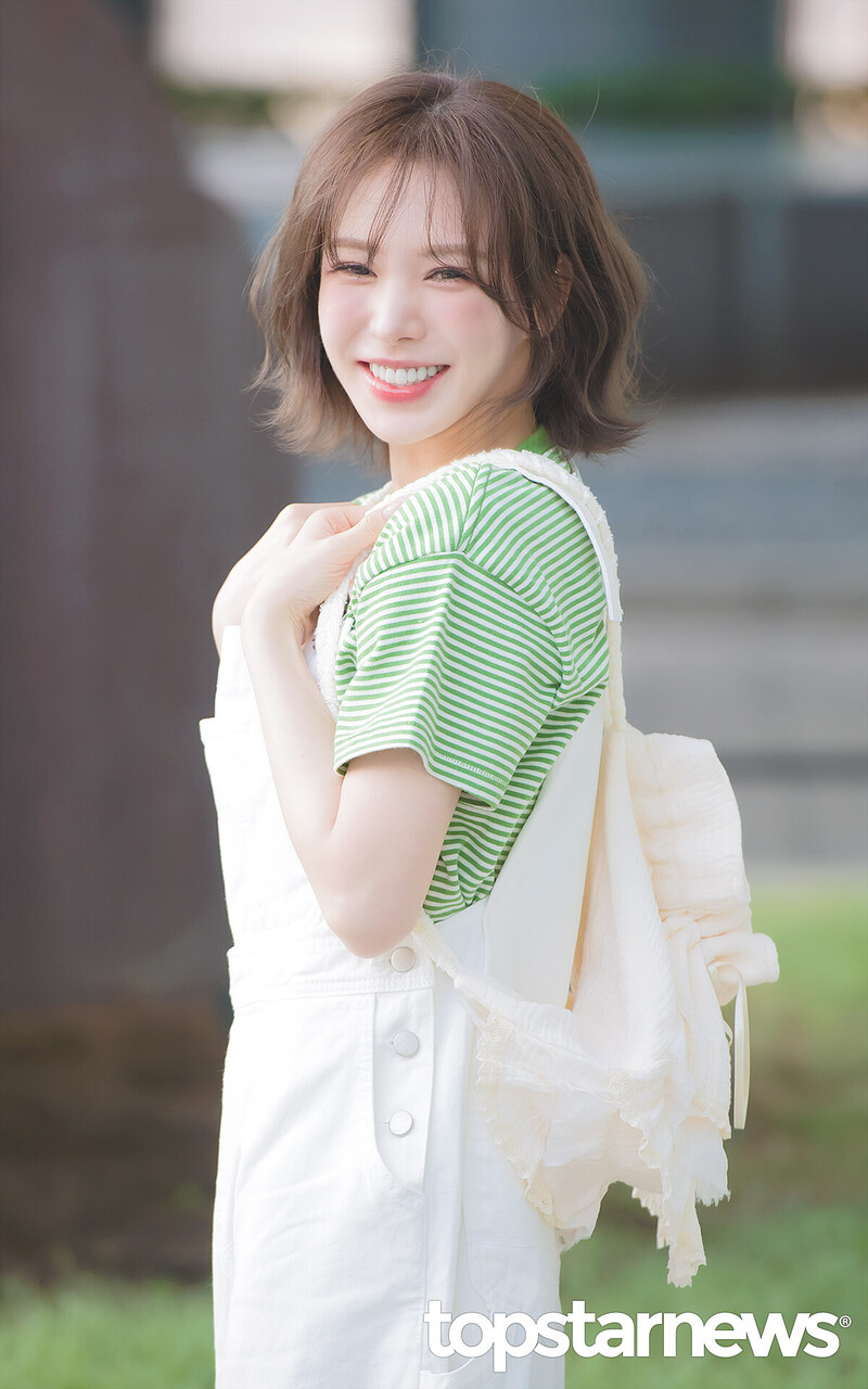 240828 Red Velvet Wendy - Young Street Commute documents 3