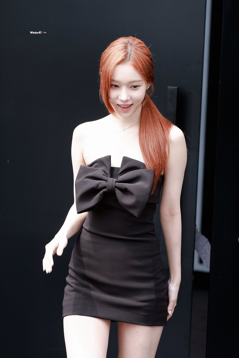 220822 aespa Winter - YSL Pop-up Store Event documents 4