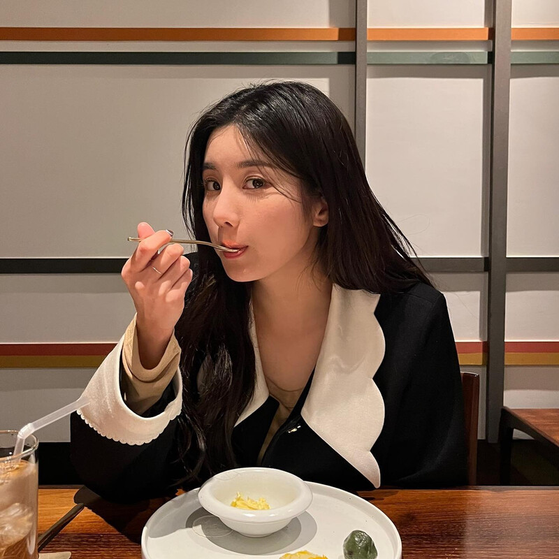 211125 Kwon Eunbi Instagram Update documents 1