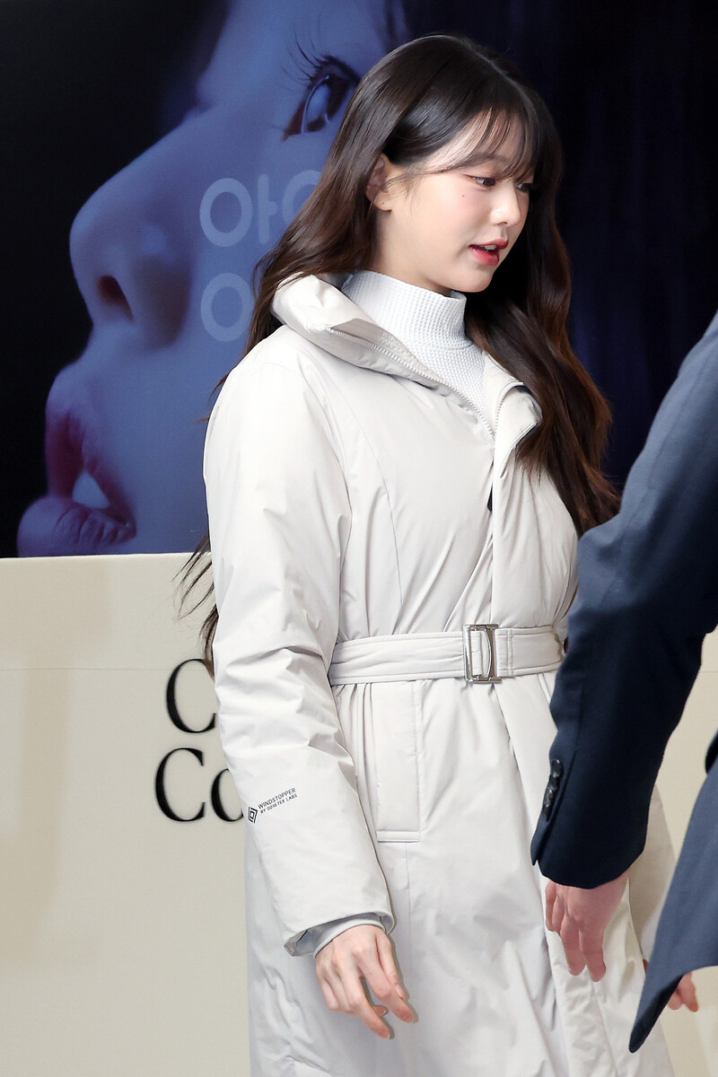 241124 Jang Wonyoung at EIDER Brand Photo Event documents 8