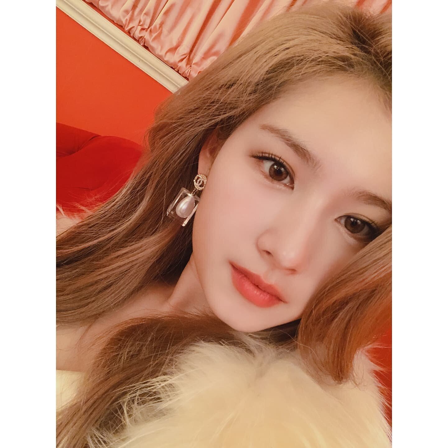 July 28 21 Twice Instagram Update Jihyo Sana Kpopping