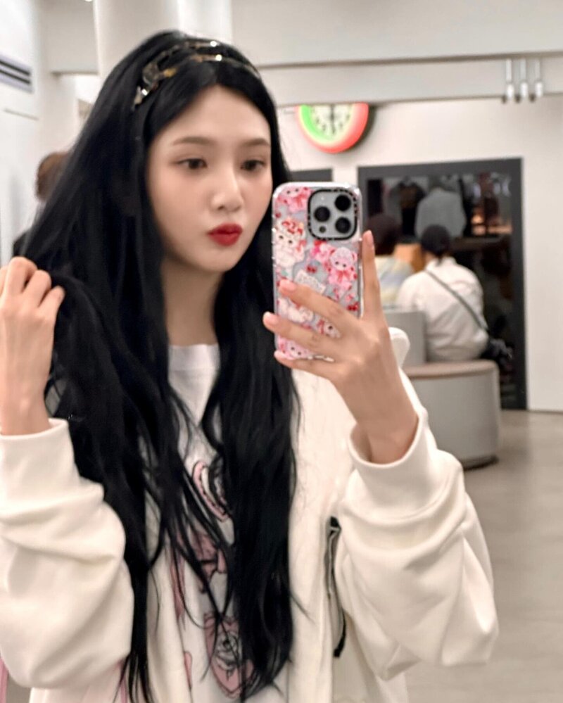 240508 Red Velvet Joy Instagram Update documents 5