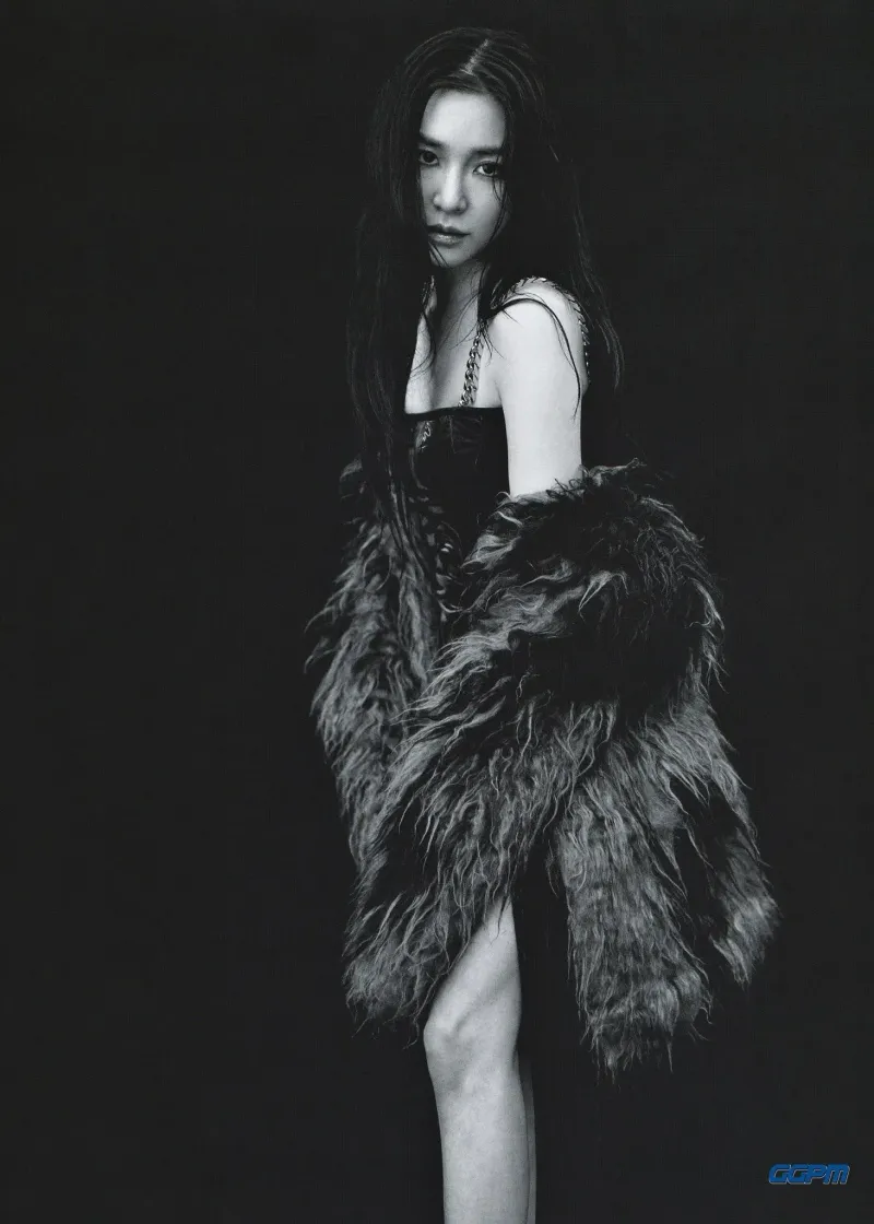 Tiffany Young VOGUE December.2020 [GGPM]-Scan03.jpg