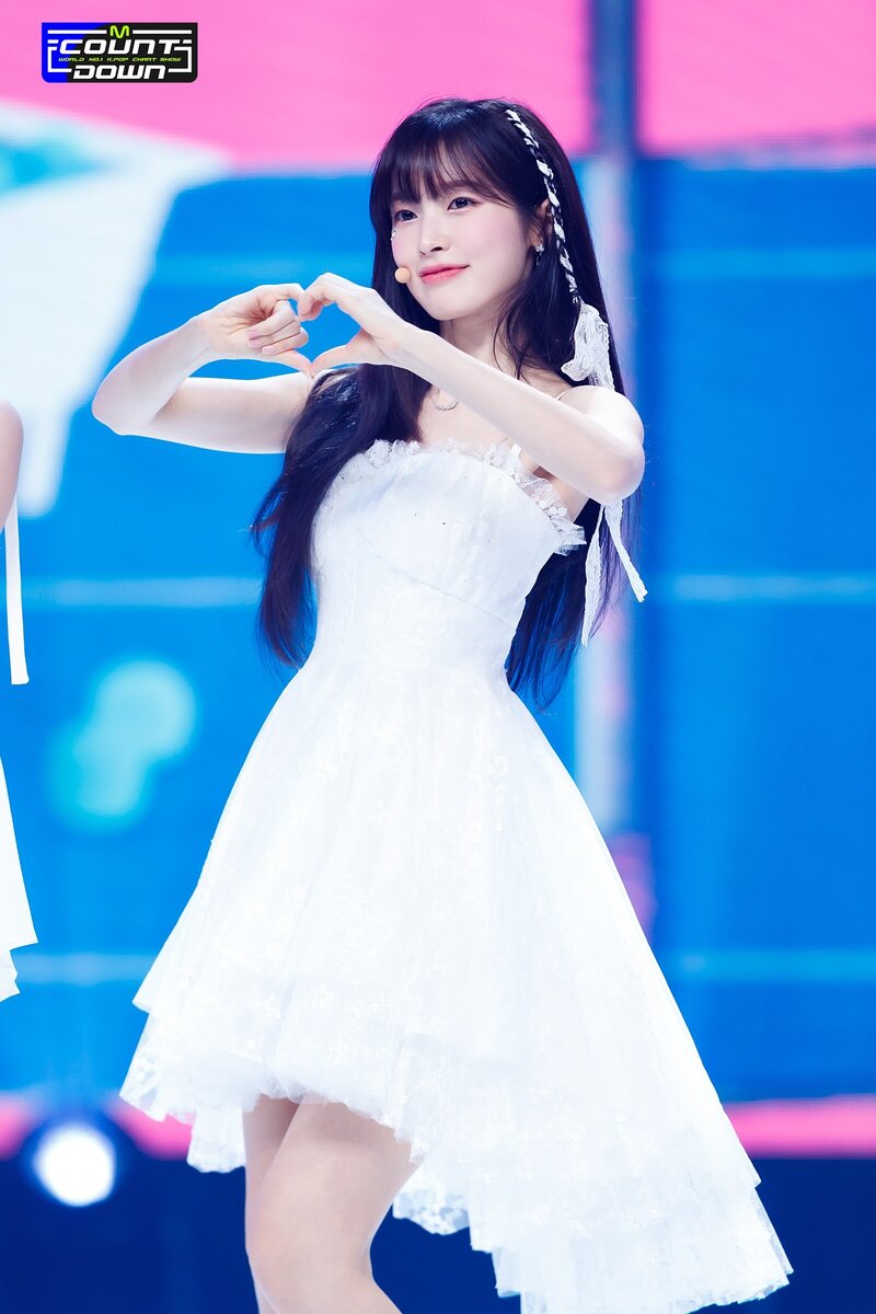 230803 OH MY GIRL Arin - 'Summer Comes' at M COUNTDOWN documents 1