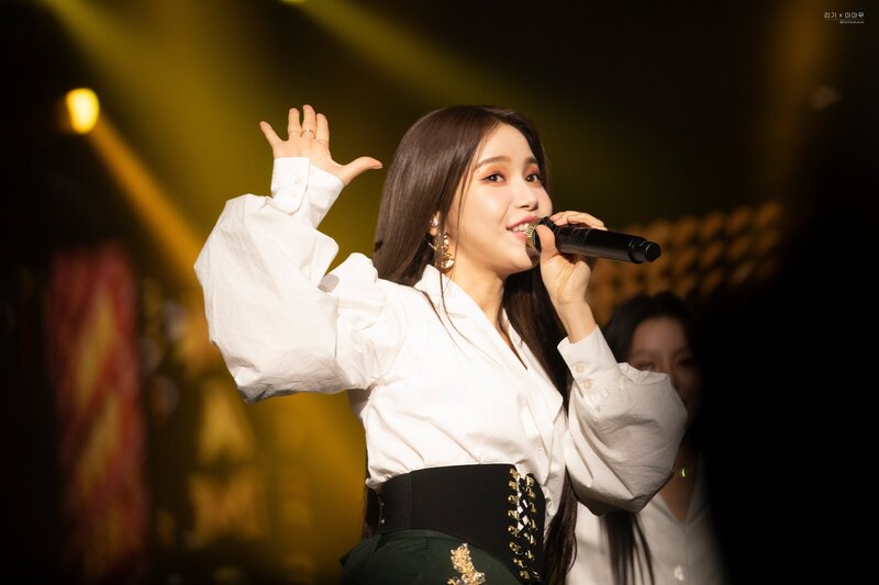 221119 MAMAMOO Solar - 'MY CON' World Tour  in Seoul Day 2 documents 12