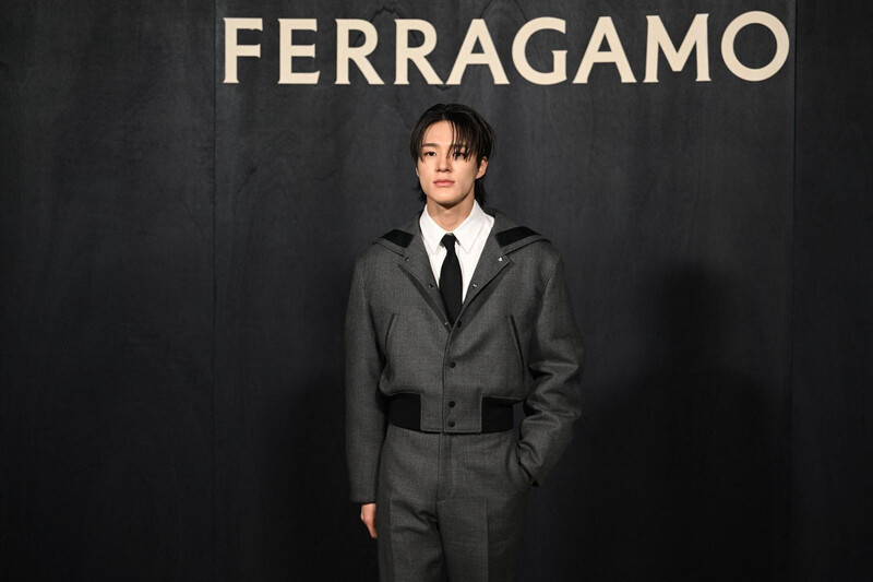 230225 JENO- SALVATORE FERRAGAMO Women's F/W 2023-'24 Fashion Show at Milan Fashion Week documents 6