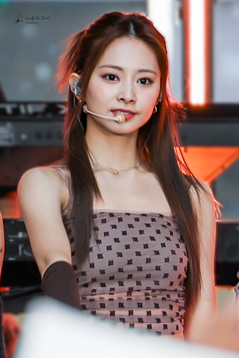 230705 TWICE Tzuyu - Today Show | kpopping