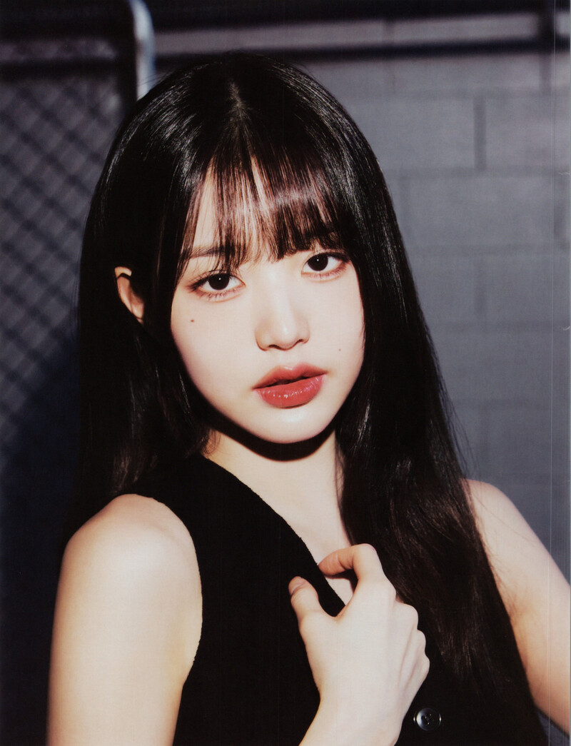 IVE - Mini Album 'I'VE MINE' (Scans) documents 3