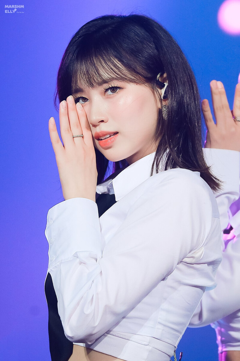 220702 Weki Meki Elly at UNI-KON documents 1