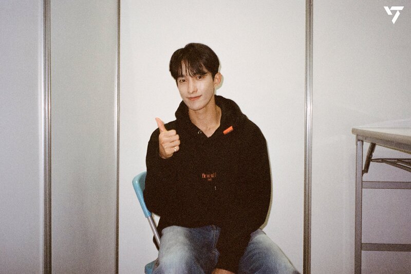 221206 SEVENTEEN ‘DREAM’ Release Event Behind film photo | Weverse documents 10