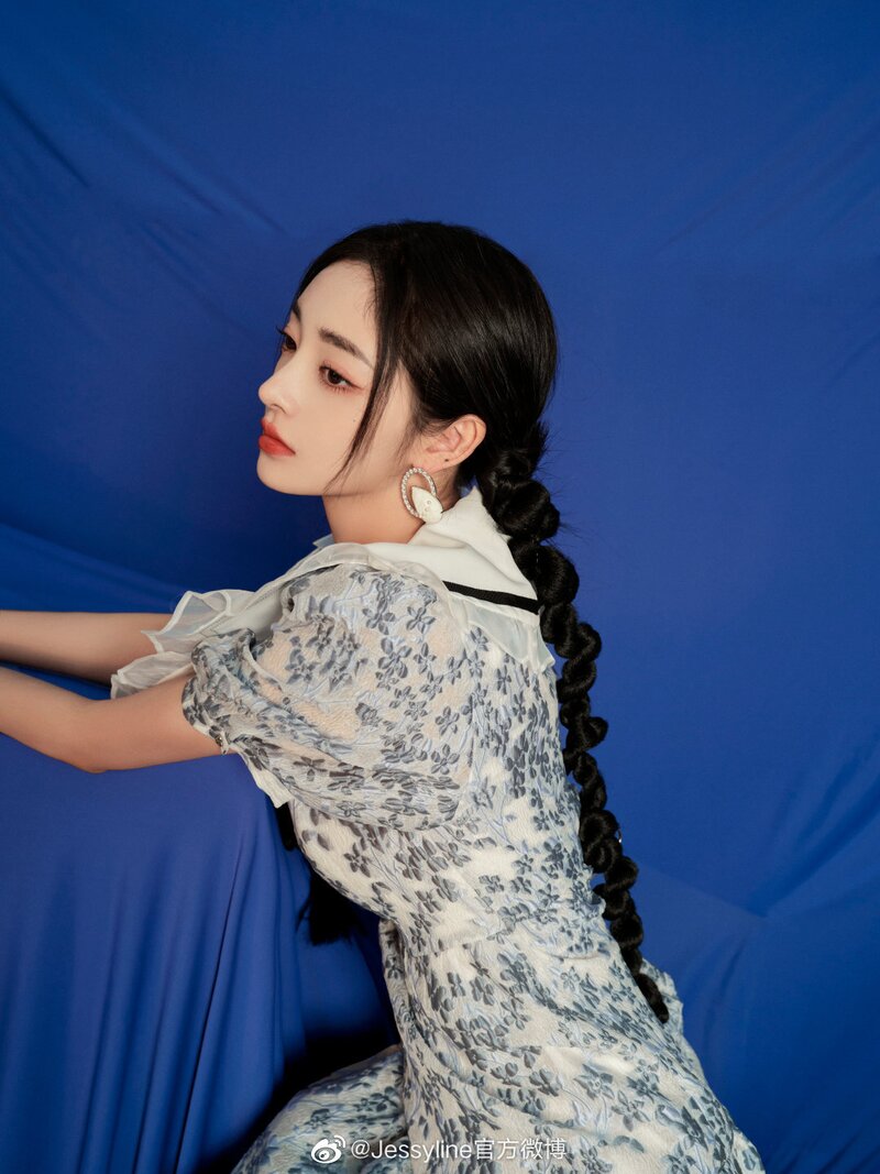 Zhou Jie Qiong for Jessyline 2022 Summer Collection documents 8